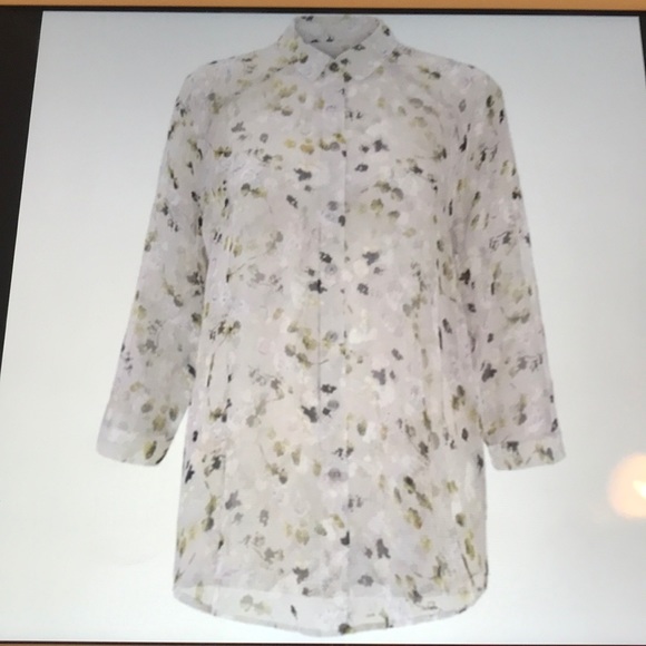 Cabi 5204 Gray Floral Blouse (L) - Picture 4 of 5